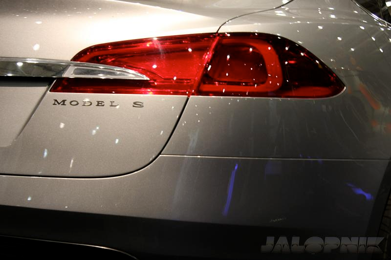 Illustration for article titled Tesla Model S Sedan Concept: $49,900 Seven-Seater Electric To Hit Streets In 2011